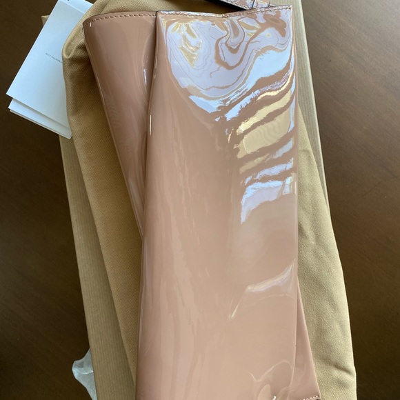 ❌❌SOLD Christian Louboutin Loubitwist Clutch - Picture 6 of 7